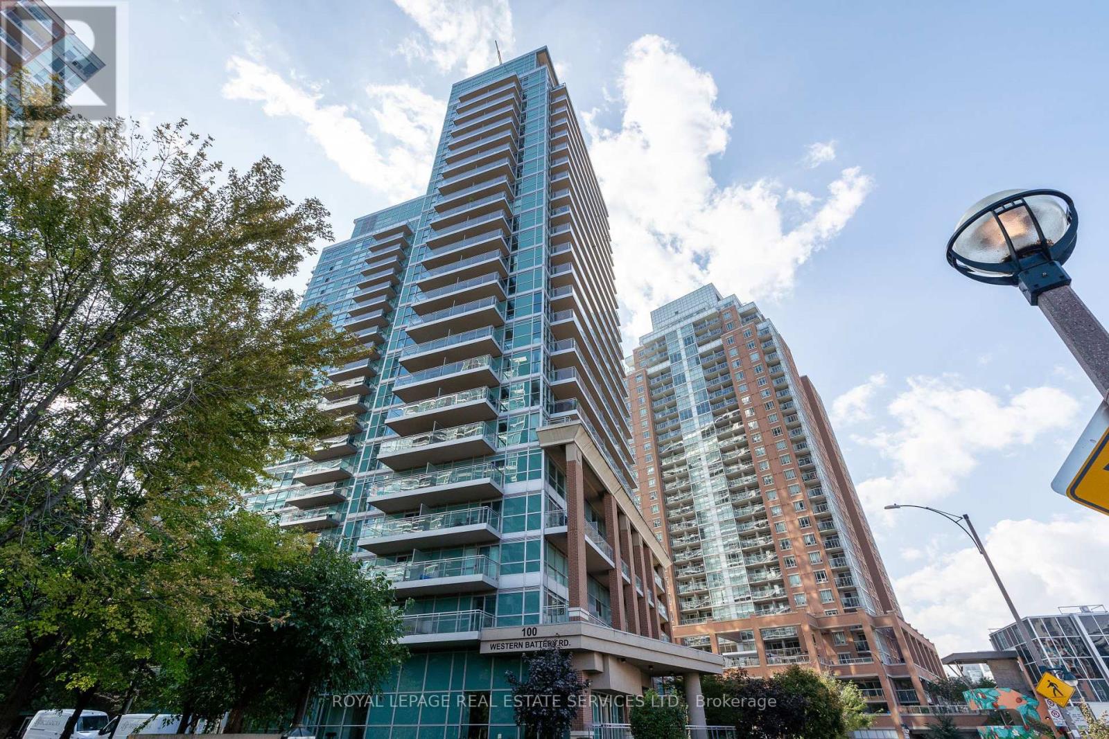 MLS® listing #28960674 for sale located at 1807 - 100 WESTERN BATTERY ROAD