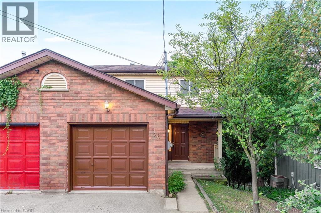 MLS® listing #28963953 for sale located at 26 WOOLWICH Street