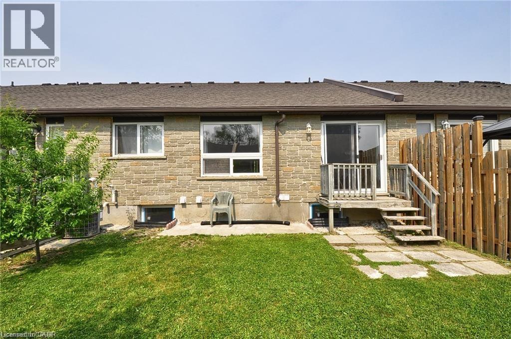 MLS® listing #28965740 for sale located at 33 BANKSIDE Drive