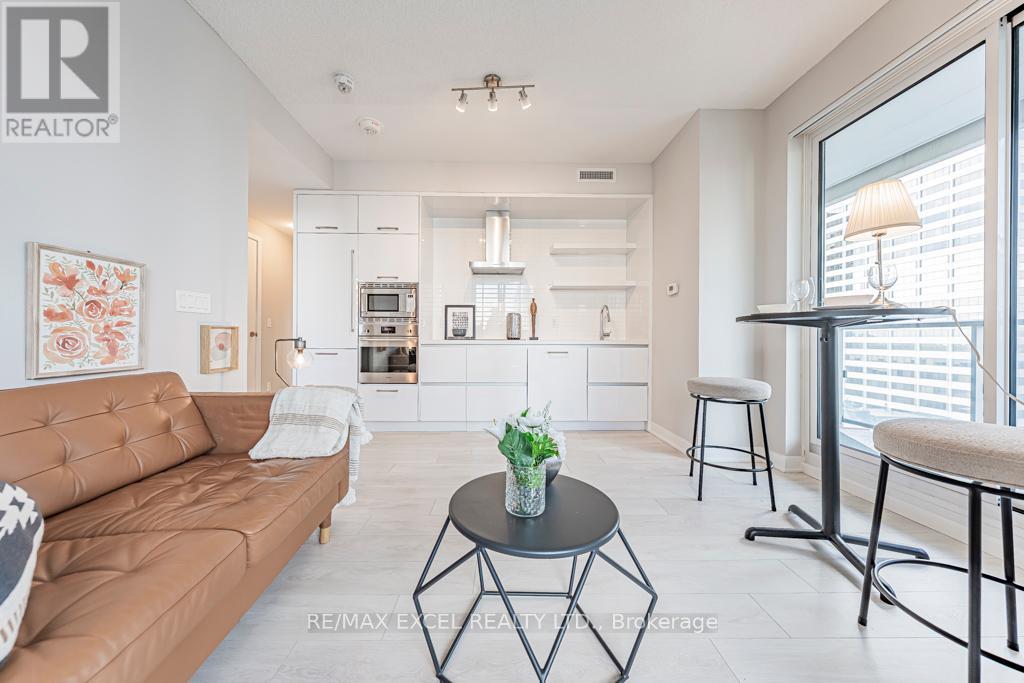 MLS® listing #28980119 for sale located at 1302 - 2221 YONGE STREET