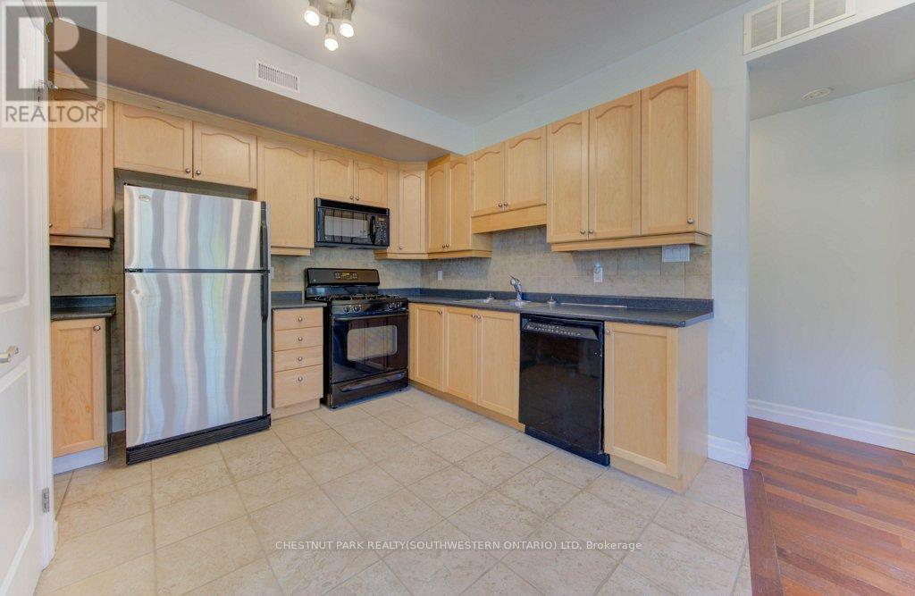 MLS® listing #28980533 for sale located at 555 KING STREET E