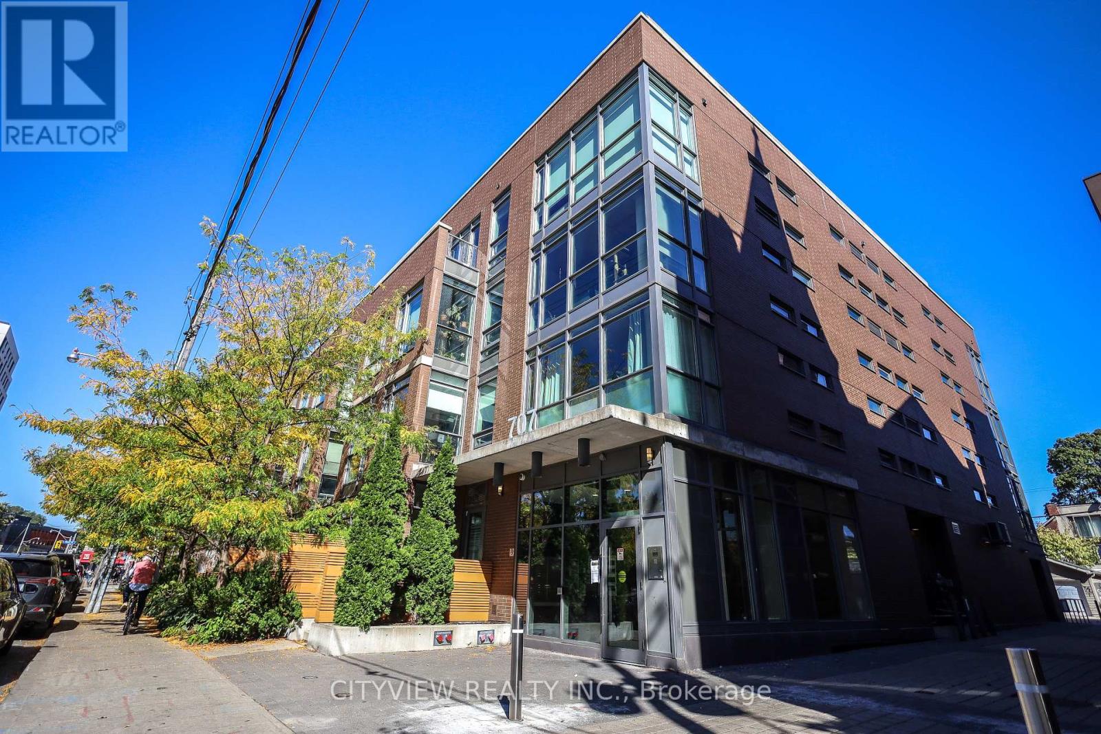 MLS® listing #28982073 for sale located at 416 - 707 DOVERCOURT ROAD