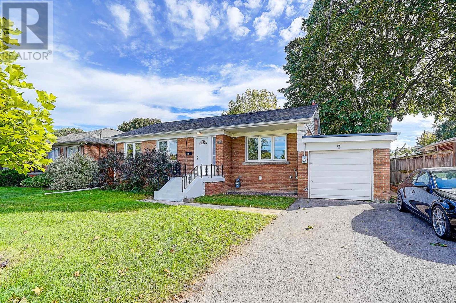 MLS® listing #28983460 for sale located at 181 SEARLE AVENUE