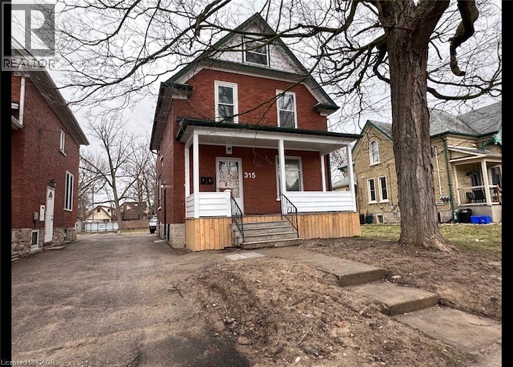 MLS® listing #28985751 for sale located at 315 WELLINGTON Street N Unit# 1