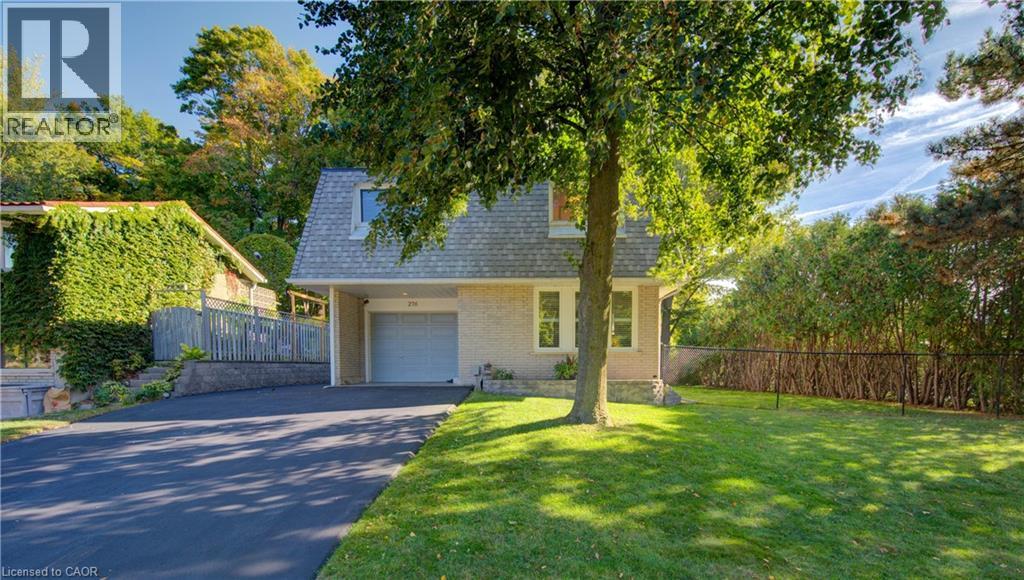 MLS® listing #28990668 for sale located at 276 LAURENTIAN Drive