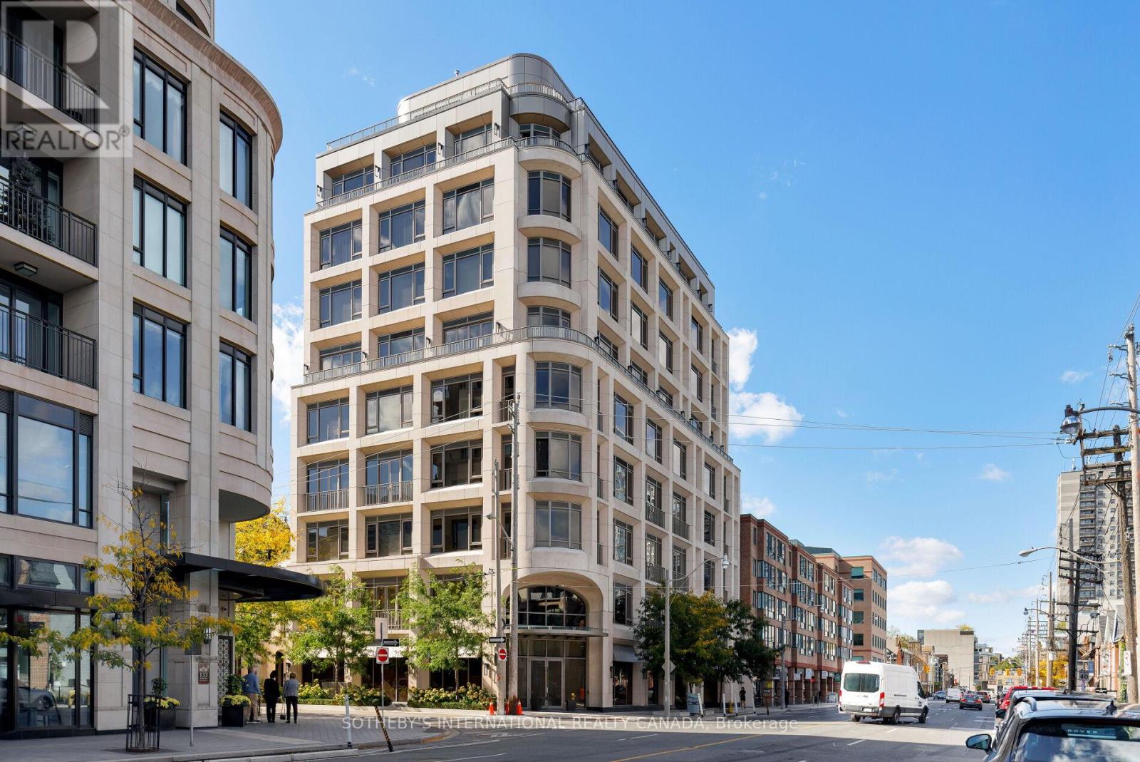 MLS® listing #28992141 for sale located at 301 - 128 HAZELTON AVENUE