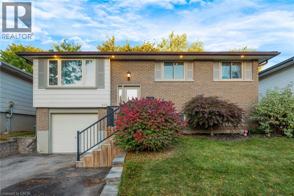 MLS® listing #28993841 for sale located at 623 PIONEER Drive
