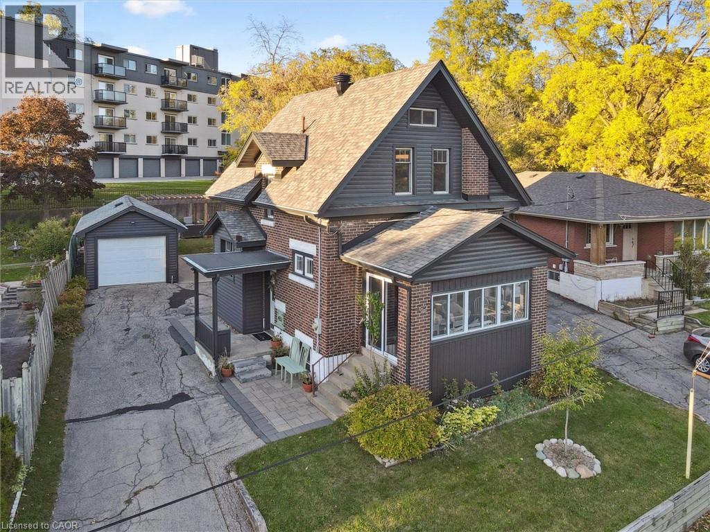 MLS® listing #28994168 for sale located at 482 WELLINGTON Street N