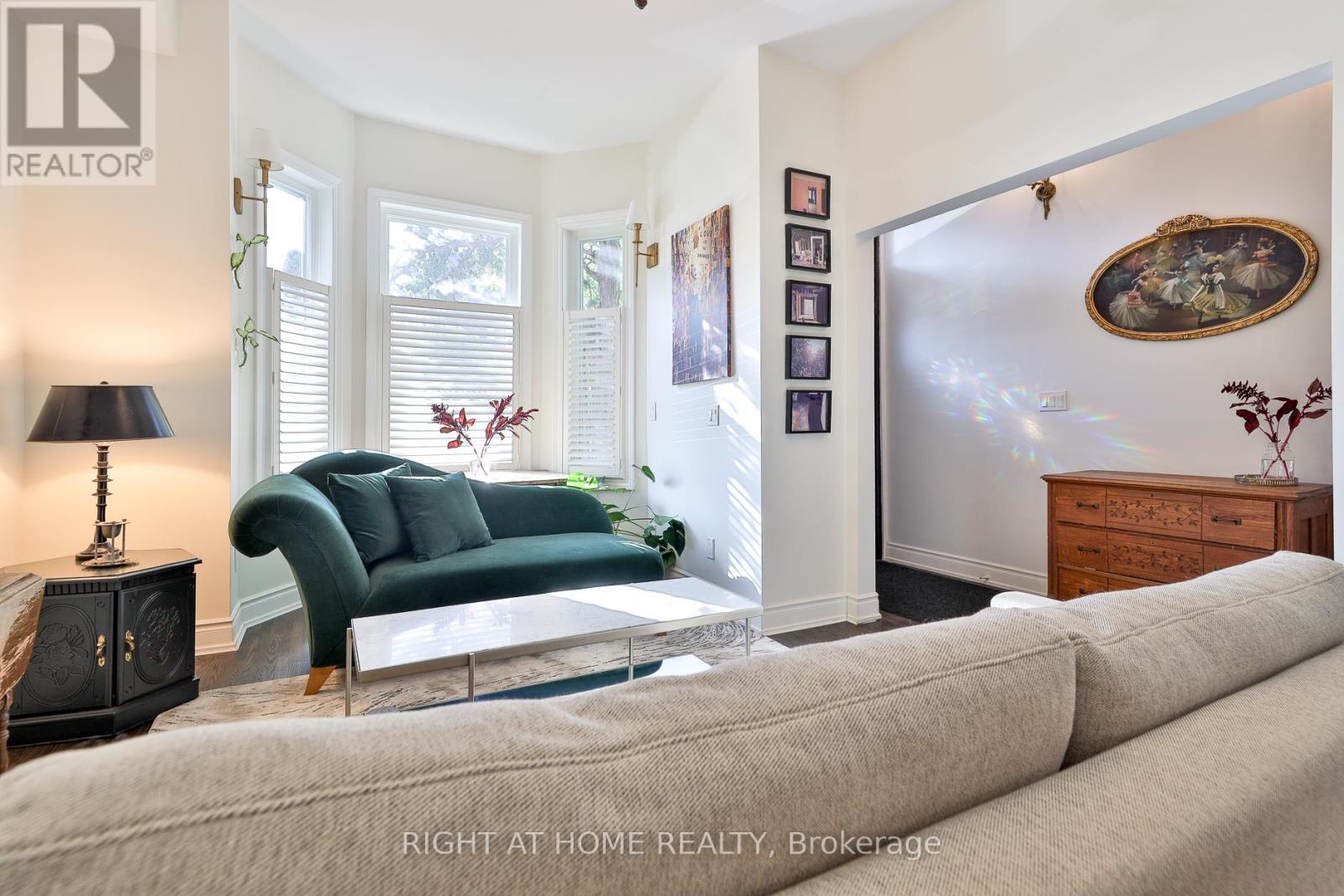 MLS® listing #28994769 for sale located at 161 EUCLID AVENUE