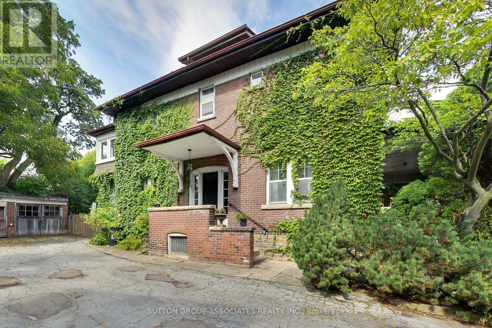 MLS® listing #28996178 for sale located at 14 BRACONDALE HILL ROAD