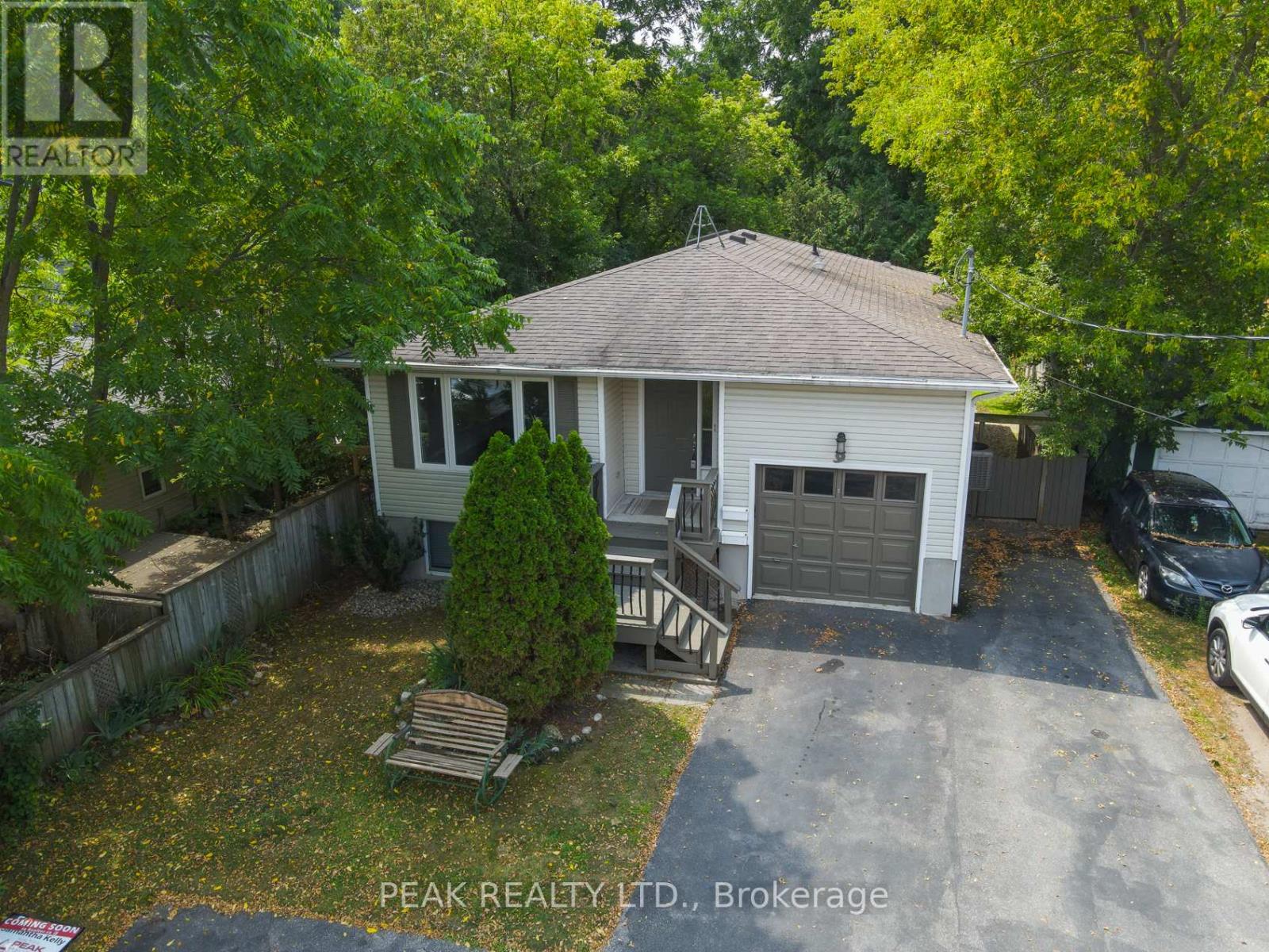 MLS® listing #28997509 for sale located at A & B - 9 MACVILLE AVENUE