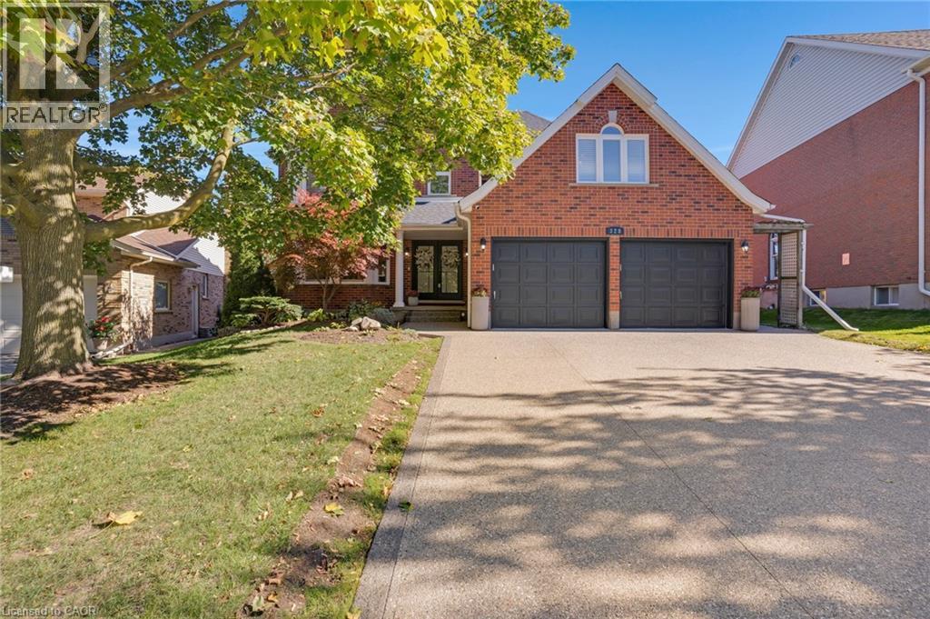 MLS® listing #29001331 for sale located at 328 WYECROFT Boulevard