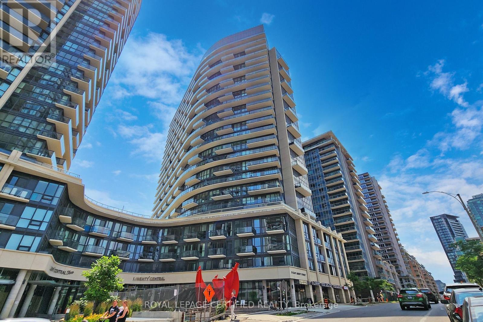 MLS® listing #29004293 for sale located at 2003 - 51 EAST LIBERTY STREET