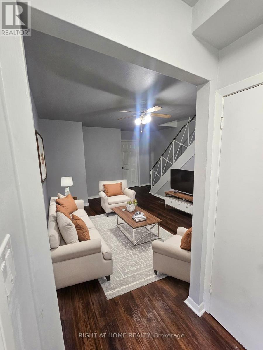 MLS® listing #29007268 for sale located at 302 WESTCOURT PLACE