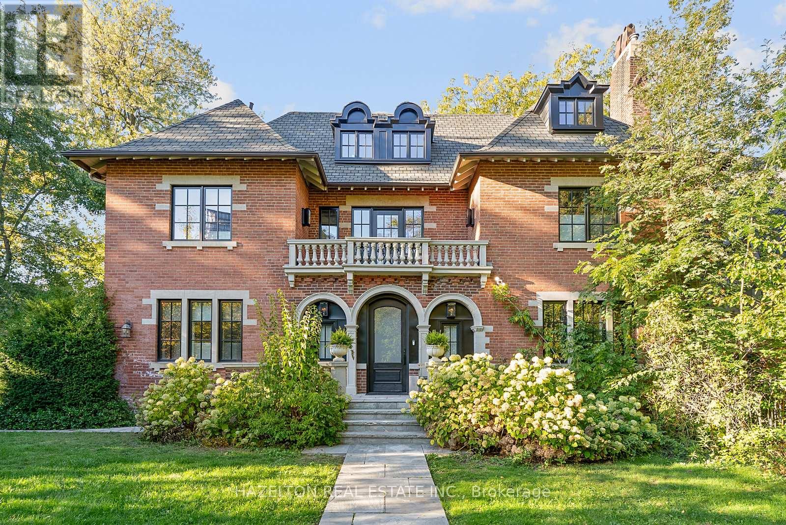 MLS® listing #29012579 for sale located at 62 MAPLE AVENUE