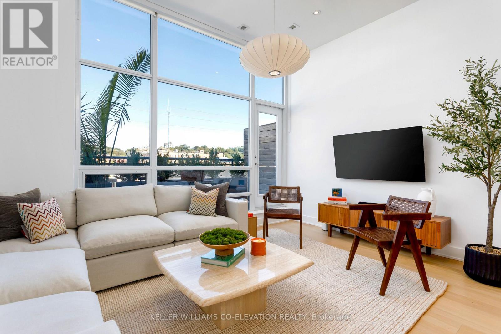 MLS® listing #29016544 for sale located at 204 - 483 DUPONT STREET