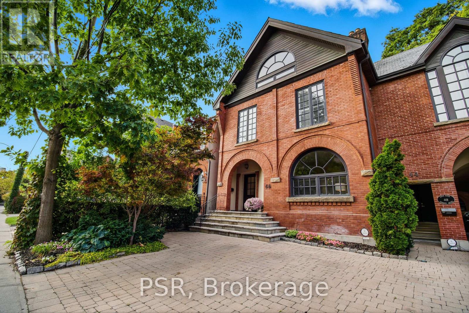 MLS® listing #29018192 for sale located at 46 BERNARD AVENUE