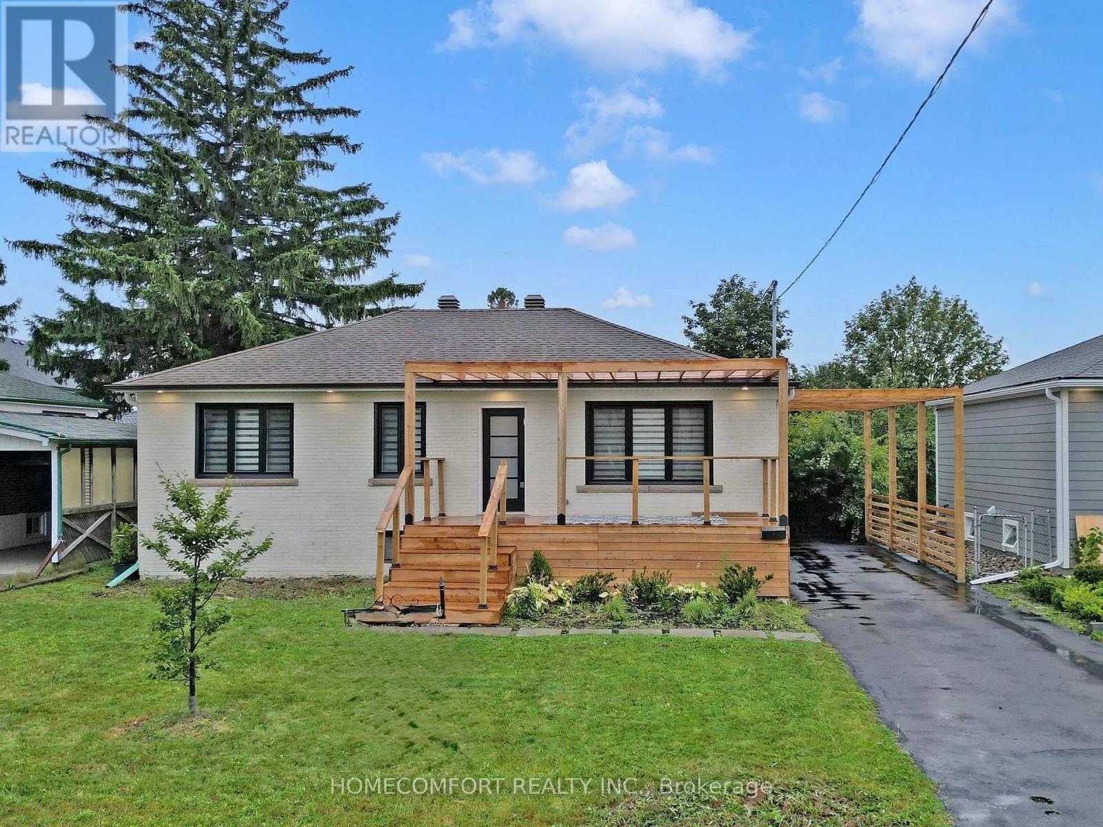 MLS® listing #29022835 for sale located at 270 BRIGHTON AVENUE