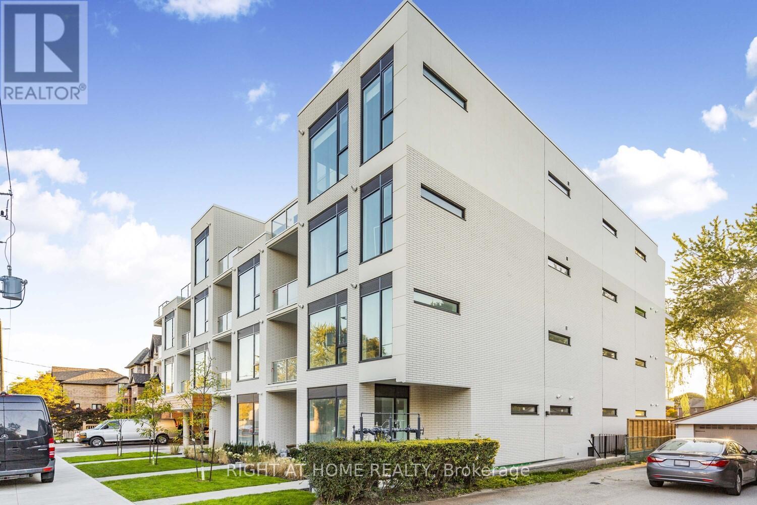 MLS® listing #29032181 for sale located at 406 - 722 MARLEE AVENUE