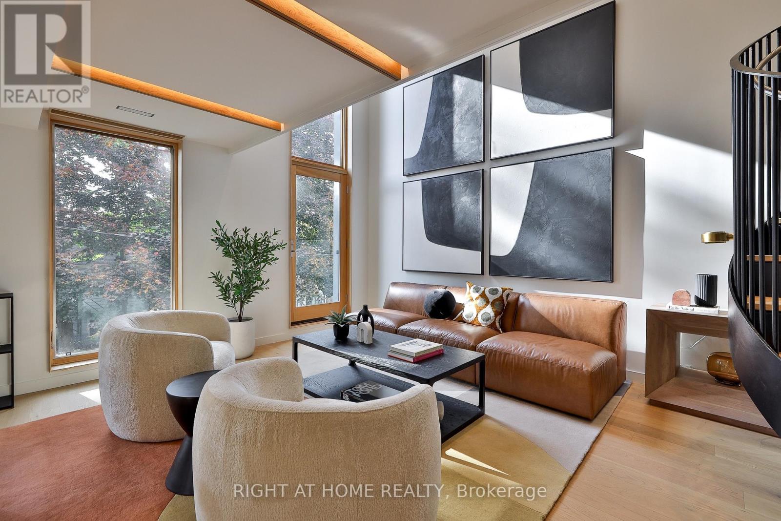 MLS® listing #29034439 for sale located at PH 7 - 225 BRUNSWICK AVENUE