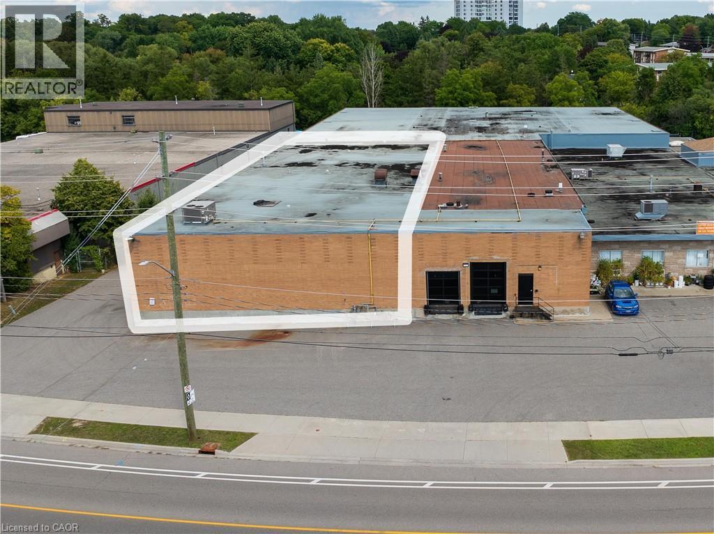 MLS® listing #29036437 for sale located at 282 MARSLAND Drive Unit# 4-5