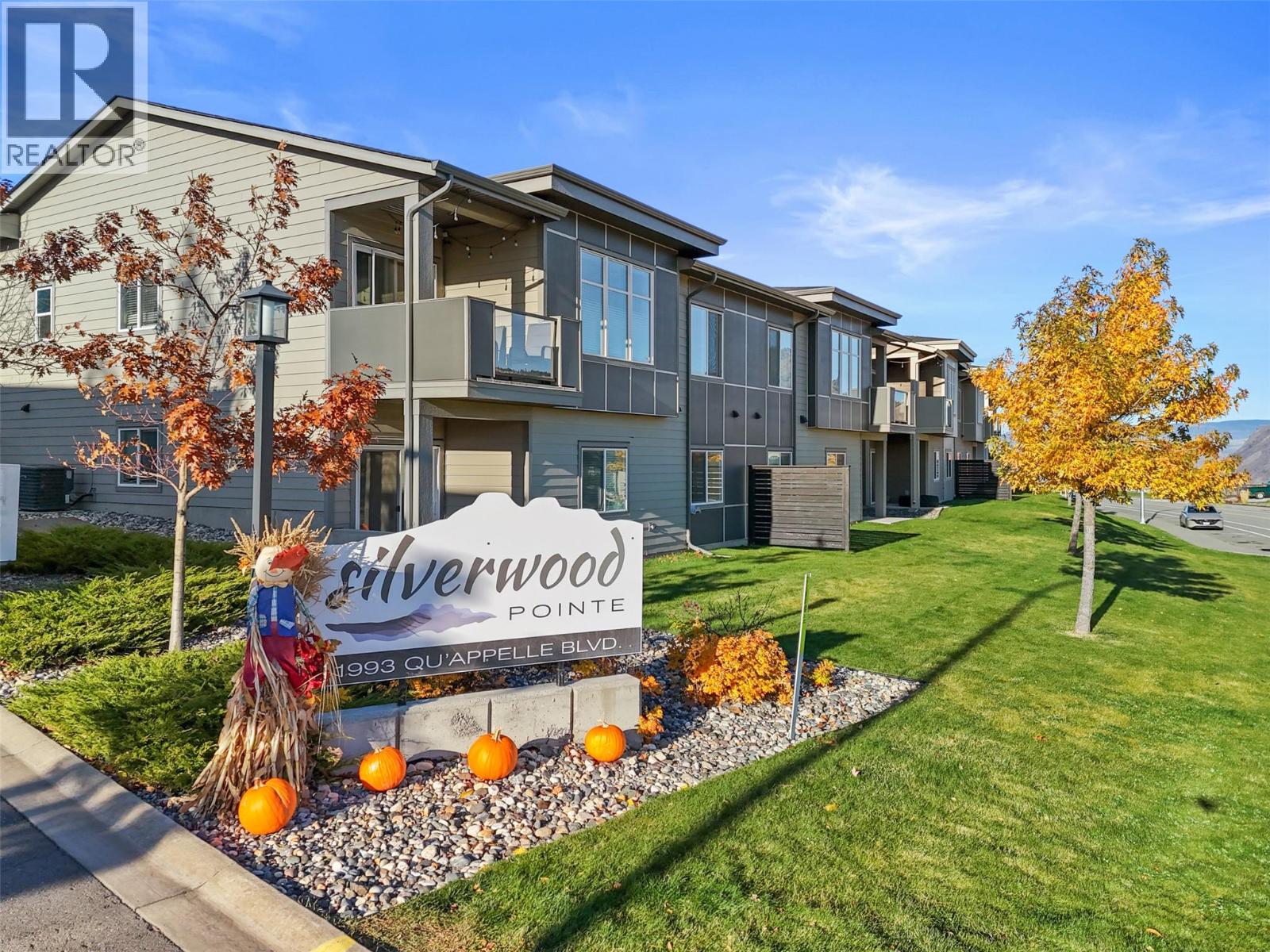 MLS® listing #29043749 for sale located at 1993 QU'APPELLE Boulevard Unit# 105