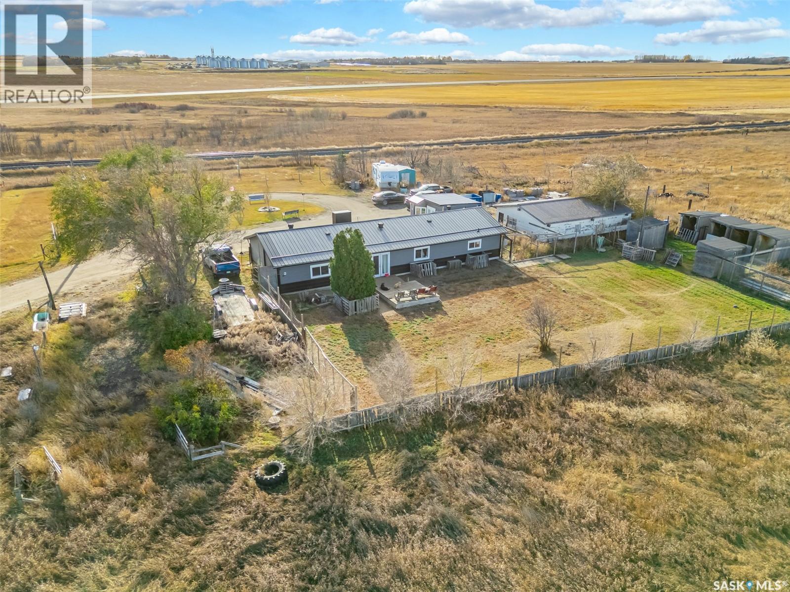 MLS® listing #29045011 for sale located at Horseman Acreage