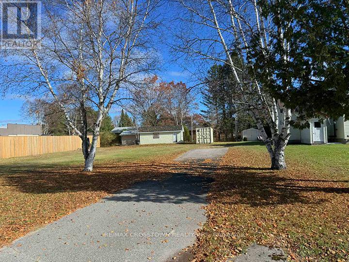 MLS® listing #29046230 for sale located at 8 CEDAR COURT