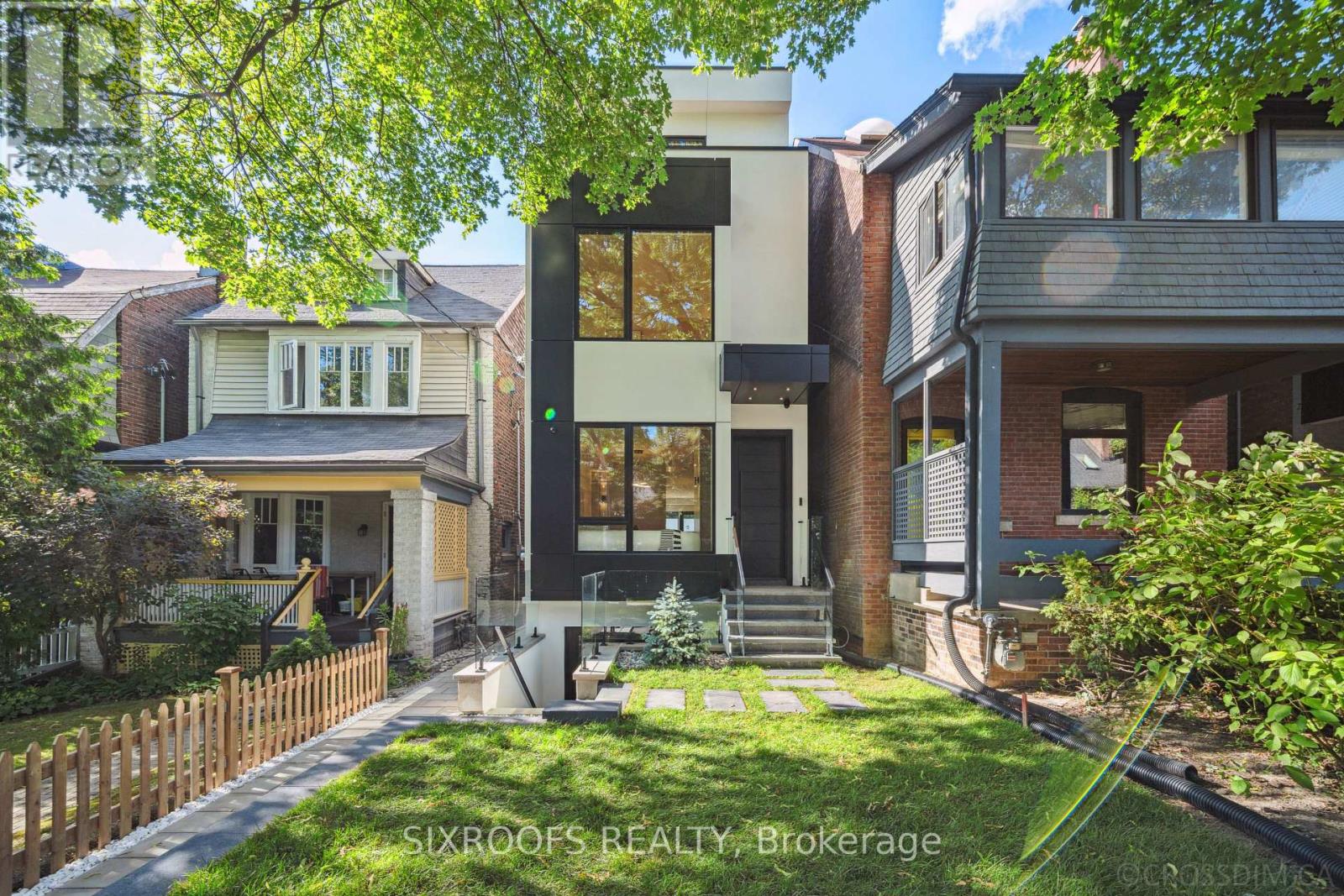 MLS® listing #29046681 for sale located at 44A ALCINA AVENUE