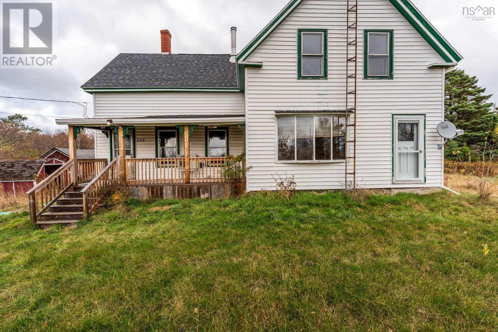 MLS® listing #29046941 for sale located at 253 Sissiboo Street