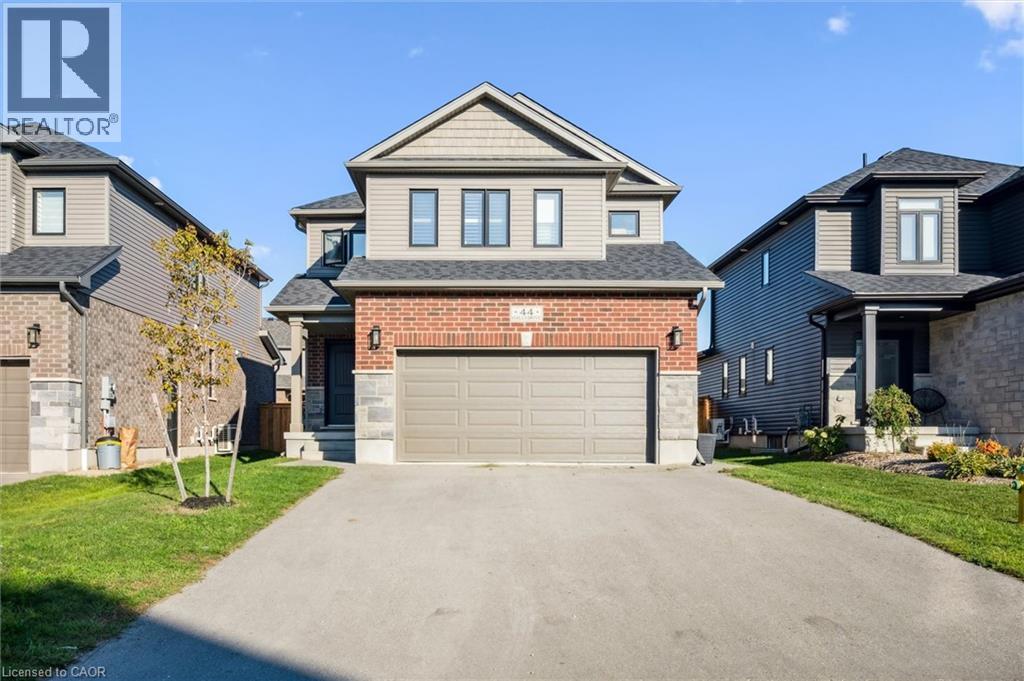MLS® listing #29046946 for sale located at 44 HALLS Drive