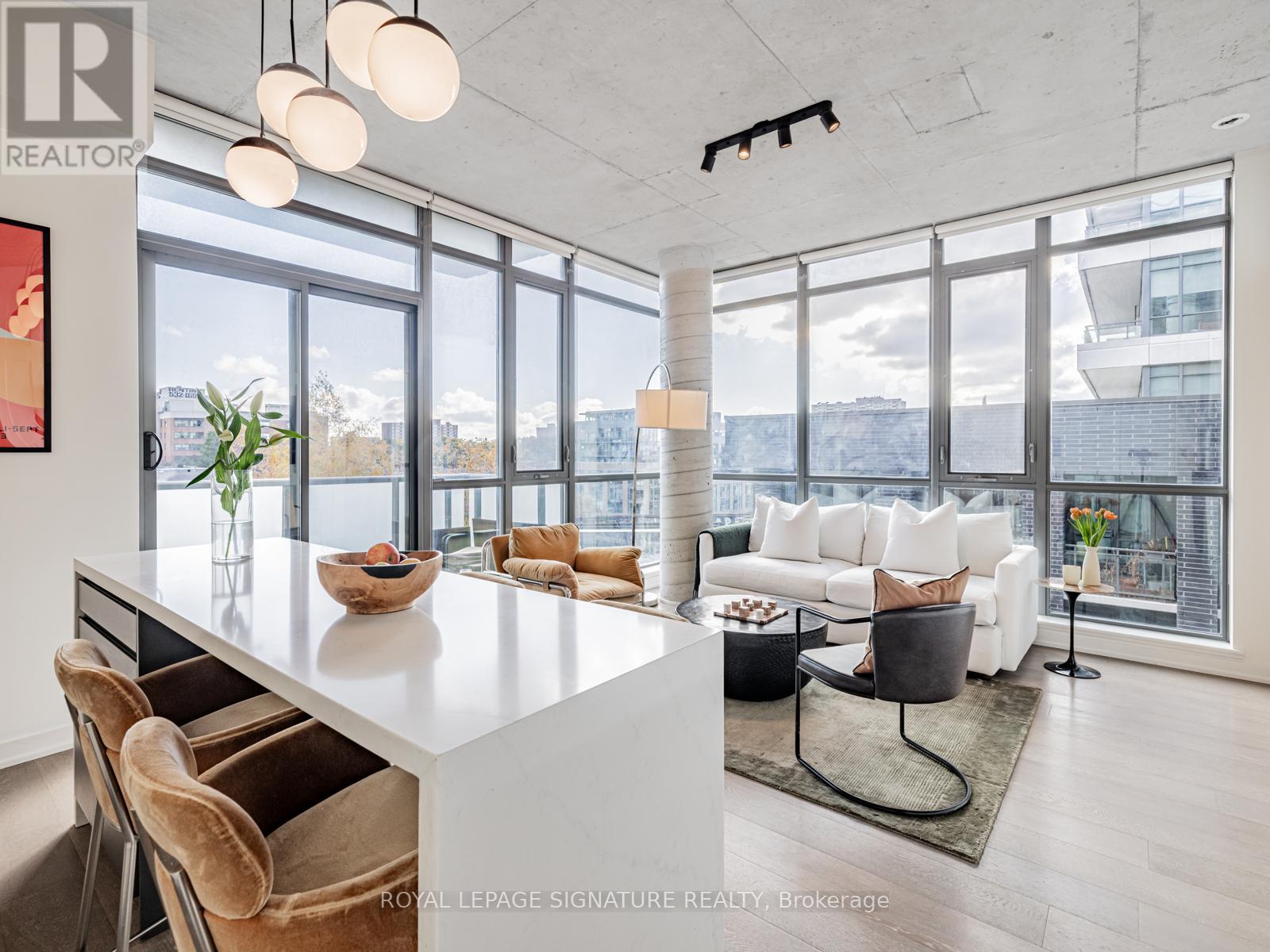 MLS® listing #29047941 for sale located at 514 - 8 GLADSTONE AVENUE