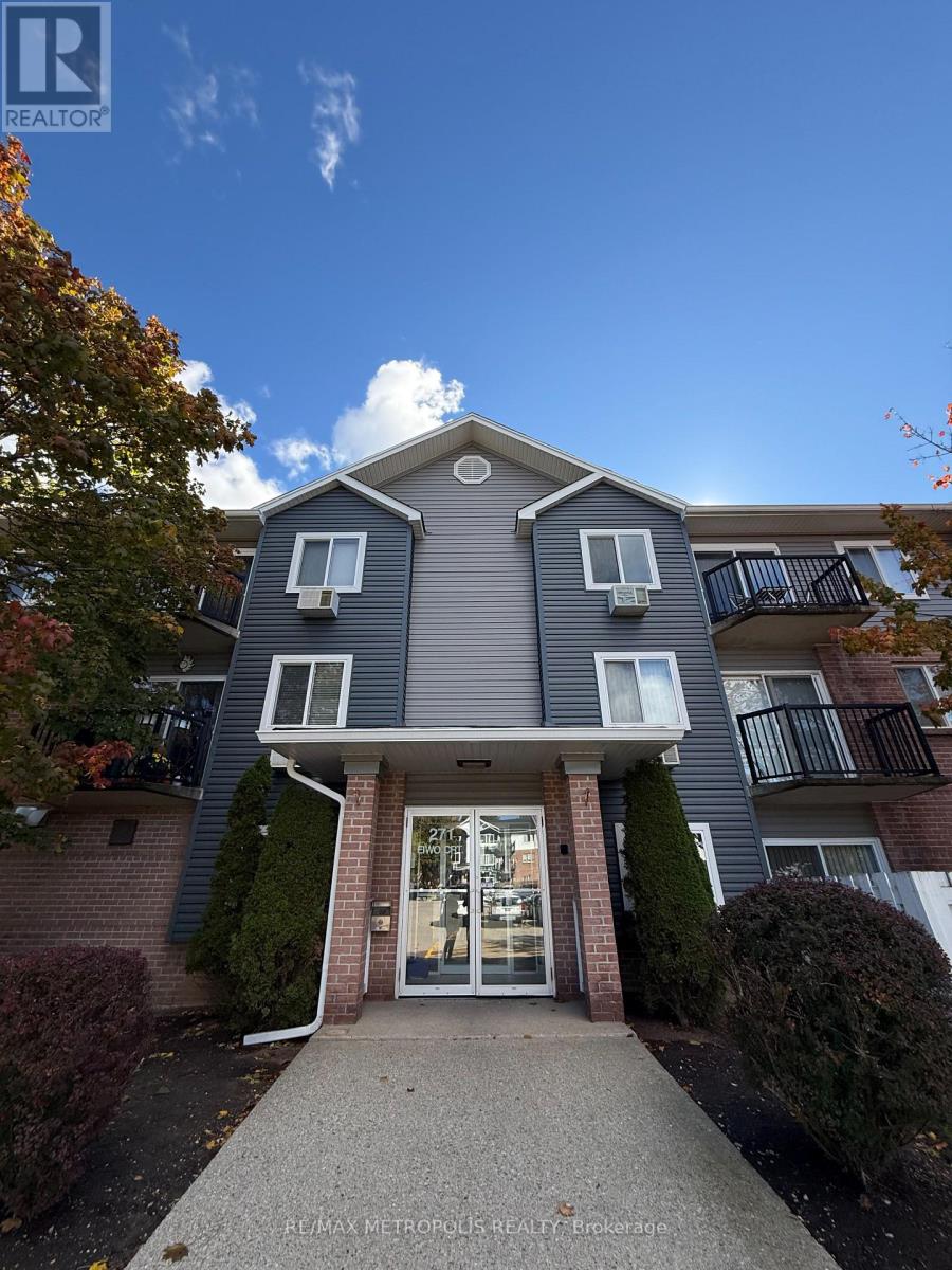 MLS® listing #29049809 for sale located at 201 - 271 EIWO COURT