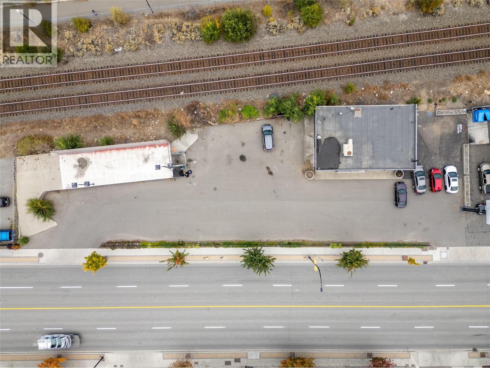 MLS® listing #29049838 for sale located at 260 VICTORIA  W Street