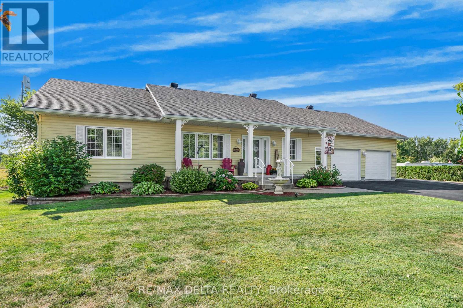 MLS® listing #29052701 for sale located at 990 CONCESSION 1 CONCESSION