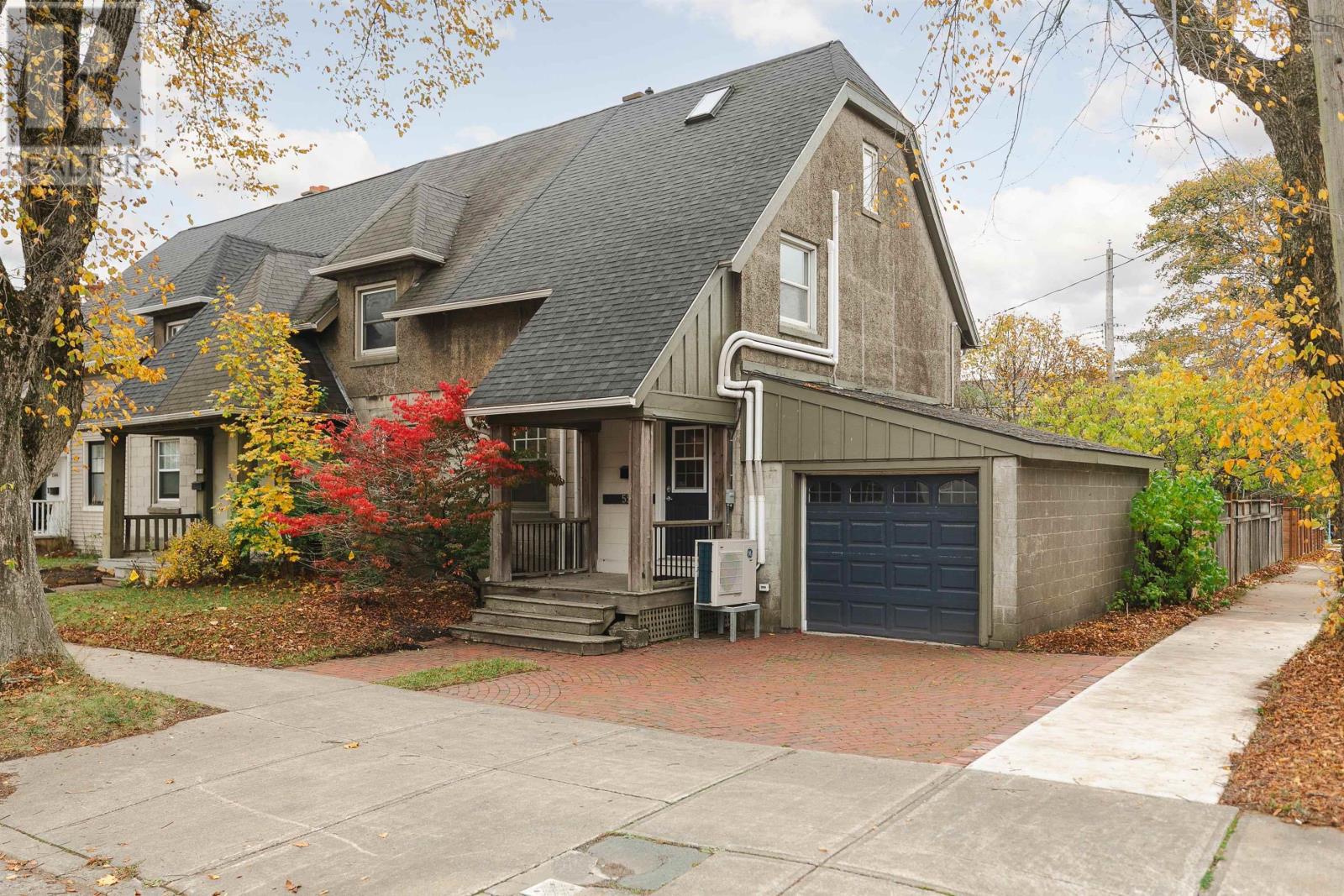 MLS® listing #29052888 for sale located at 5552 Duffus Street