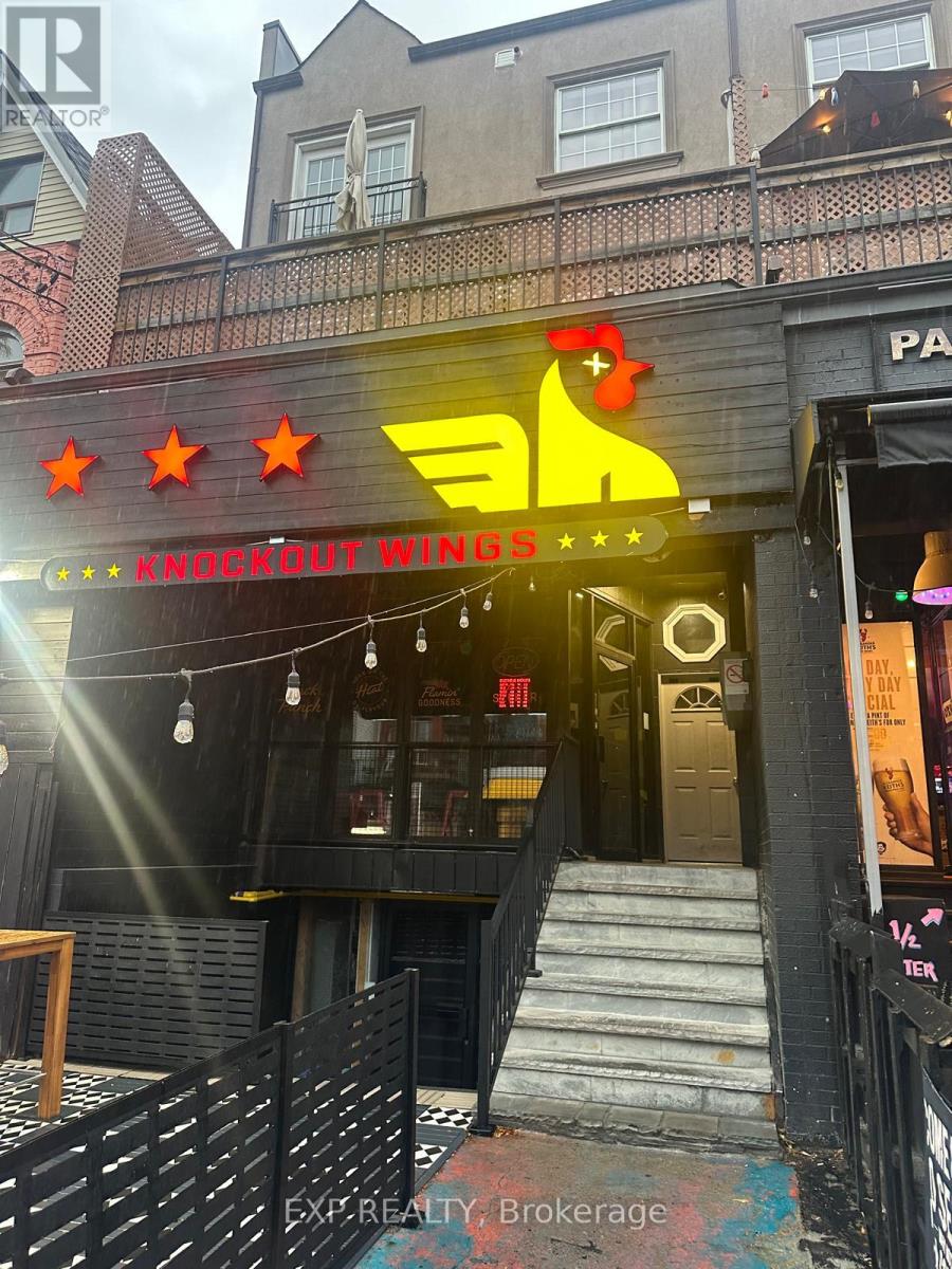 MLS® listing #29055261 for sale located at MAIN - 198 AUGUSTA AVENUE