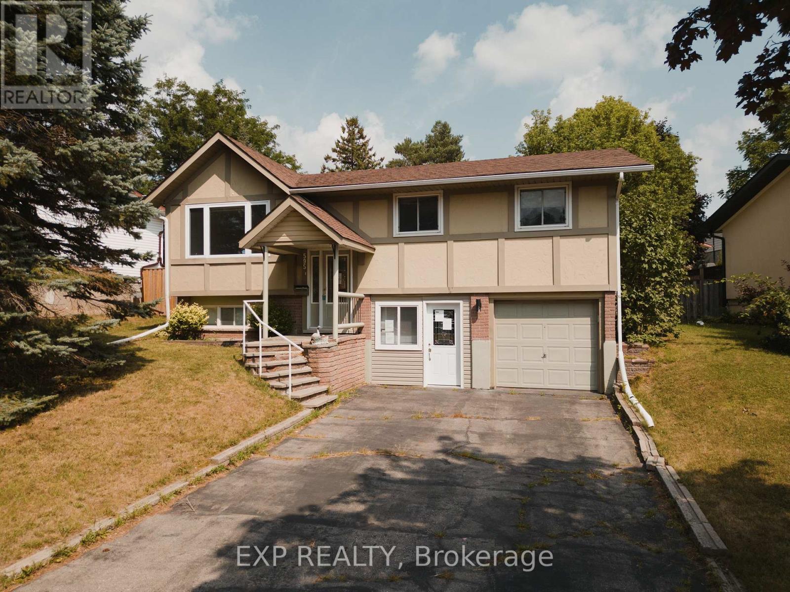 MLS® listing #29056587 for sale located at UPPER - 595 PIONEER DRIVE