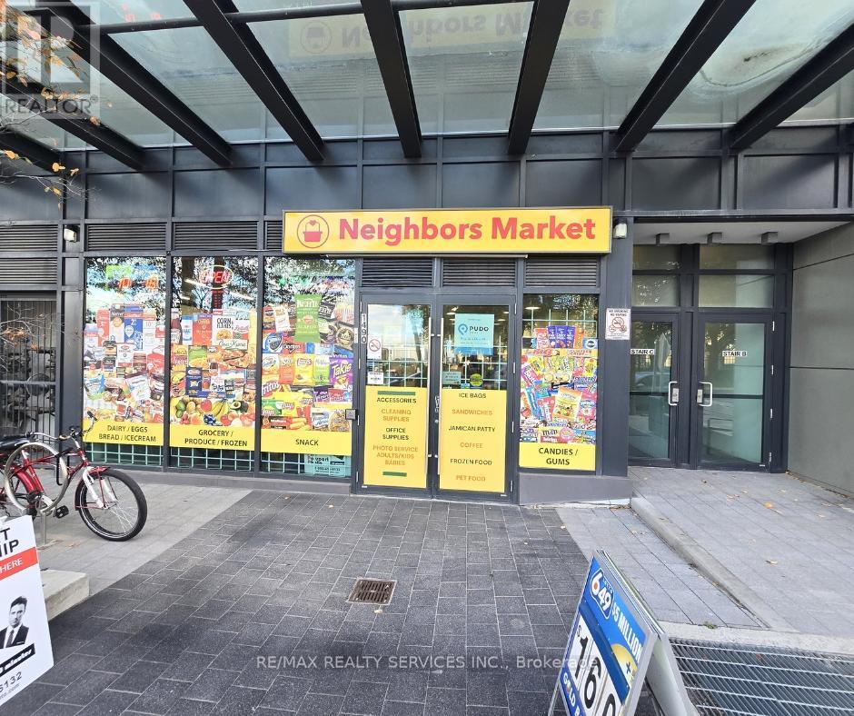 MLS® listing #29057745 for sale located at 1490 BATHURST STREET