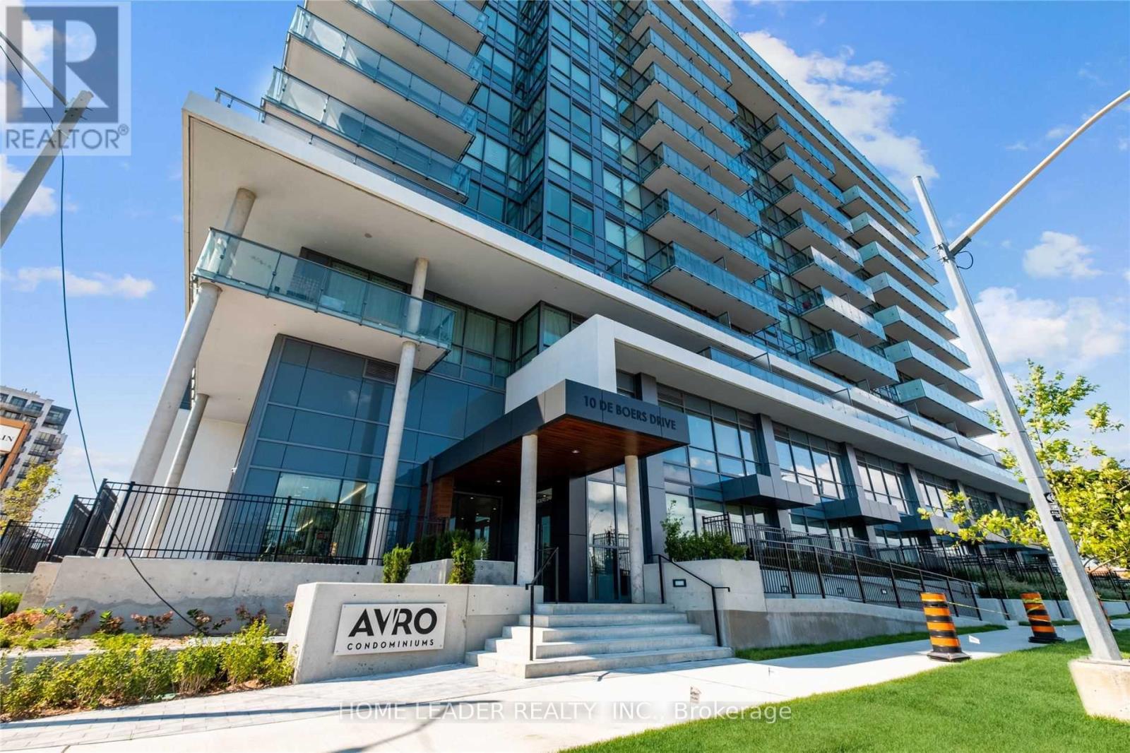 MLS® listing #29057768 for sale located at 803 - 10 DE BOERS DRIVE