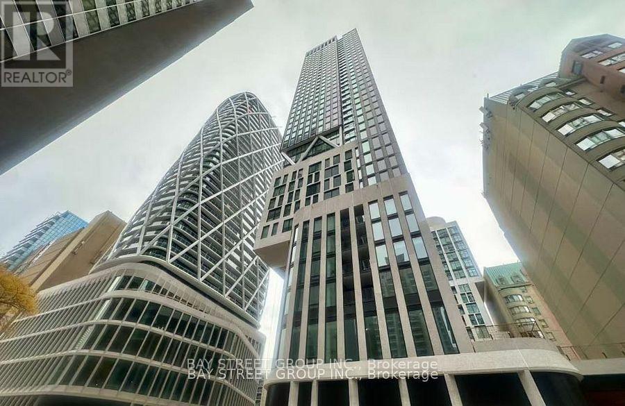 MLS® listing #29057935 for sale located at 2320 - 230 SIMCOE STREET