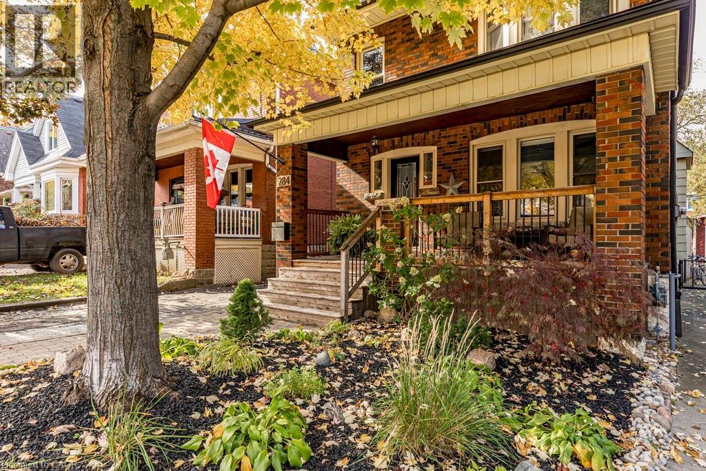 MLS® listing #29059017 for sale located at 284 HOUGHTON Avenue S