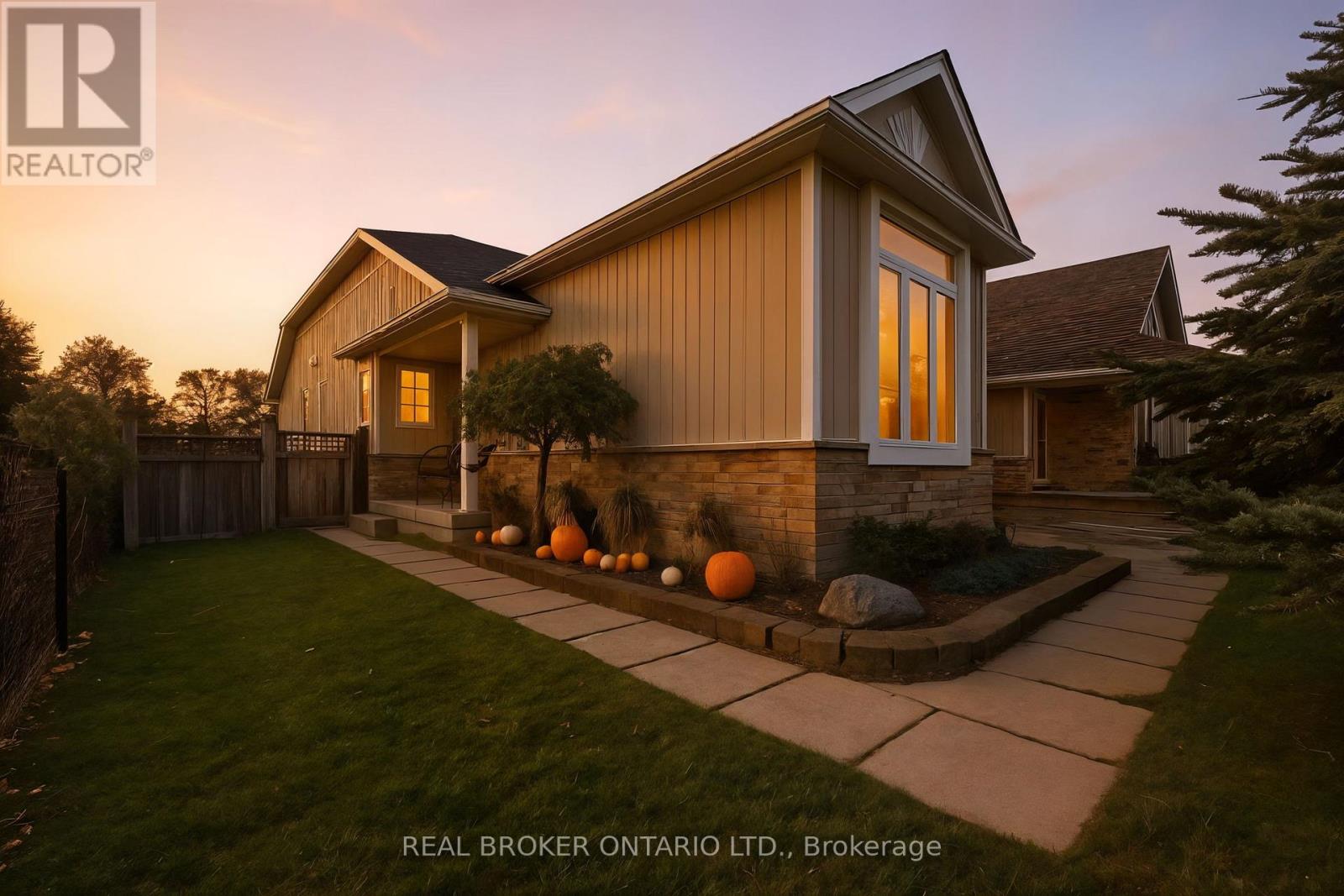 MLS® listing #29059371 for sale located at 58 PORCHLIGHT DRIVE