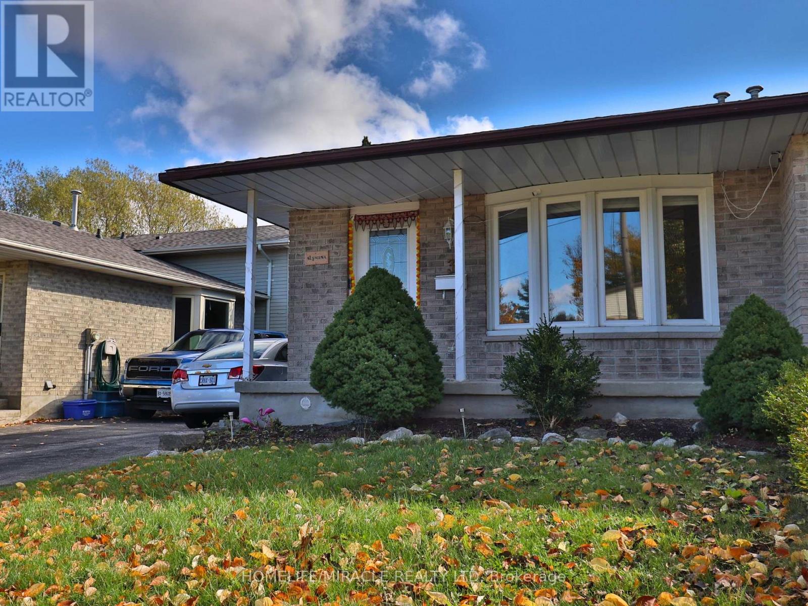 MLS® listing #29063481 for sale located at 3 CAPRICE COURT