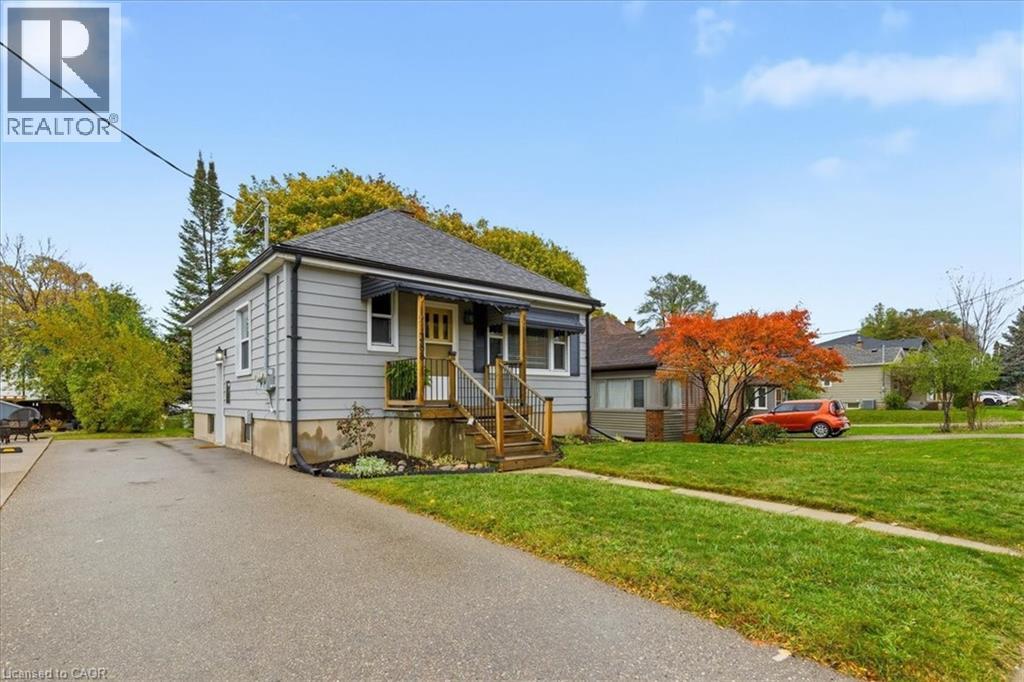 MLS® listing #29064344 for sale located at 388 LANCASTER Street W