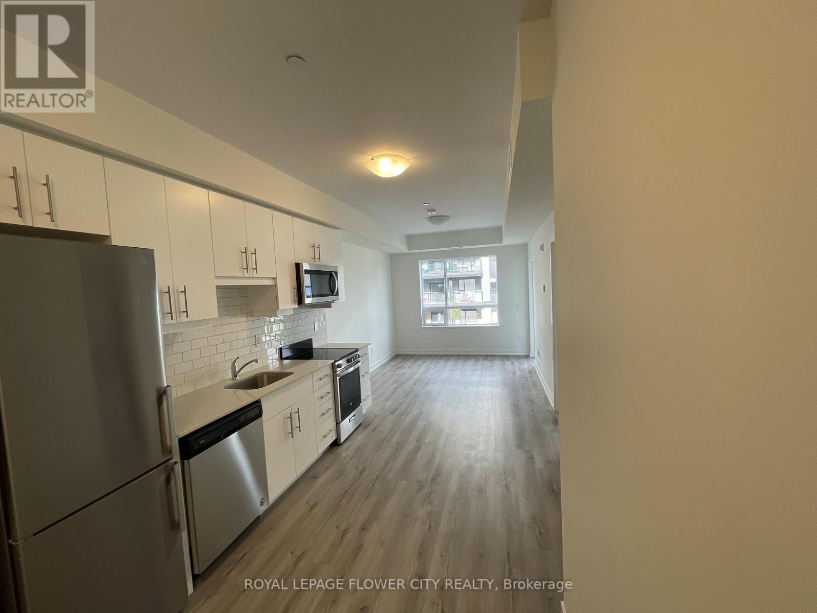 MLS® listing #29065058 for sale located at 206 - 247 NORTHFIELD DRIVE E