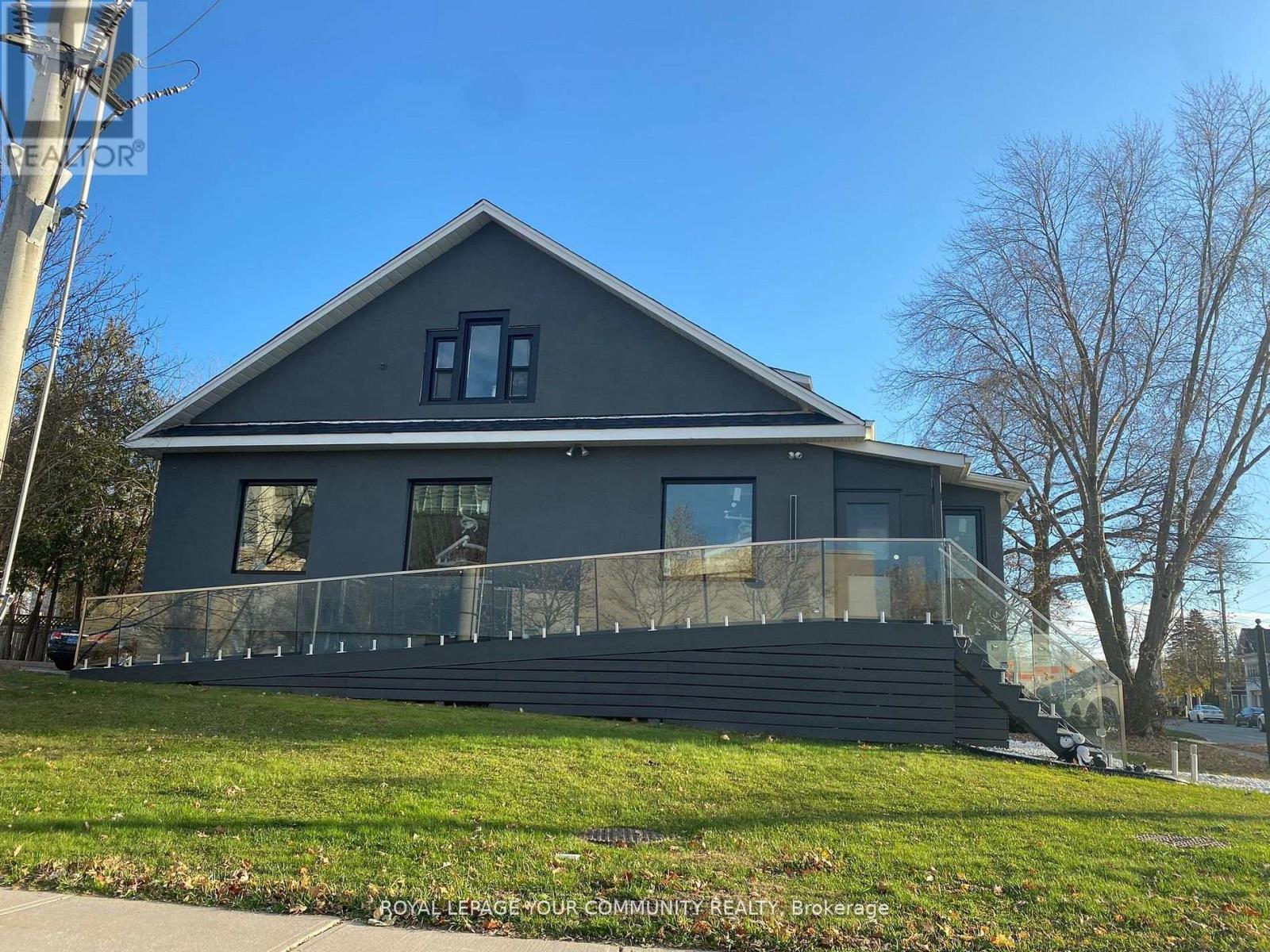 MLS® listing #29069605 for sale located at 2ND FLR - 53 PROSPECT STREET