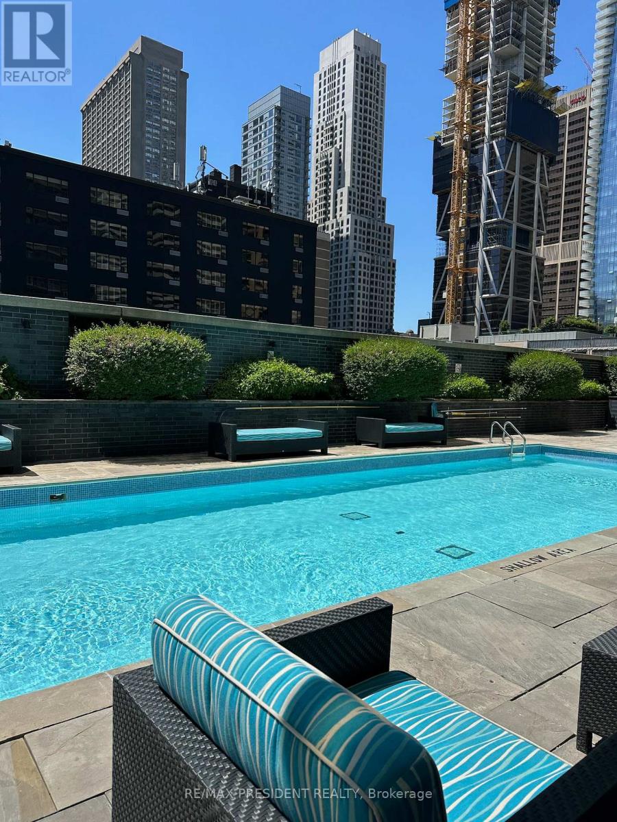 MLS® listing #29069869 for sale located at 2805 - 33 CHARLES STREET E