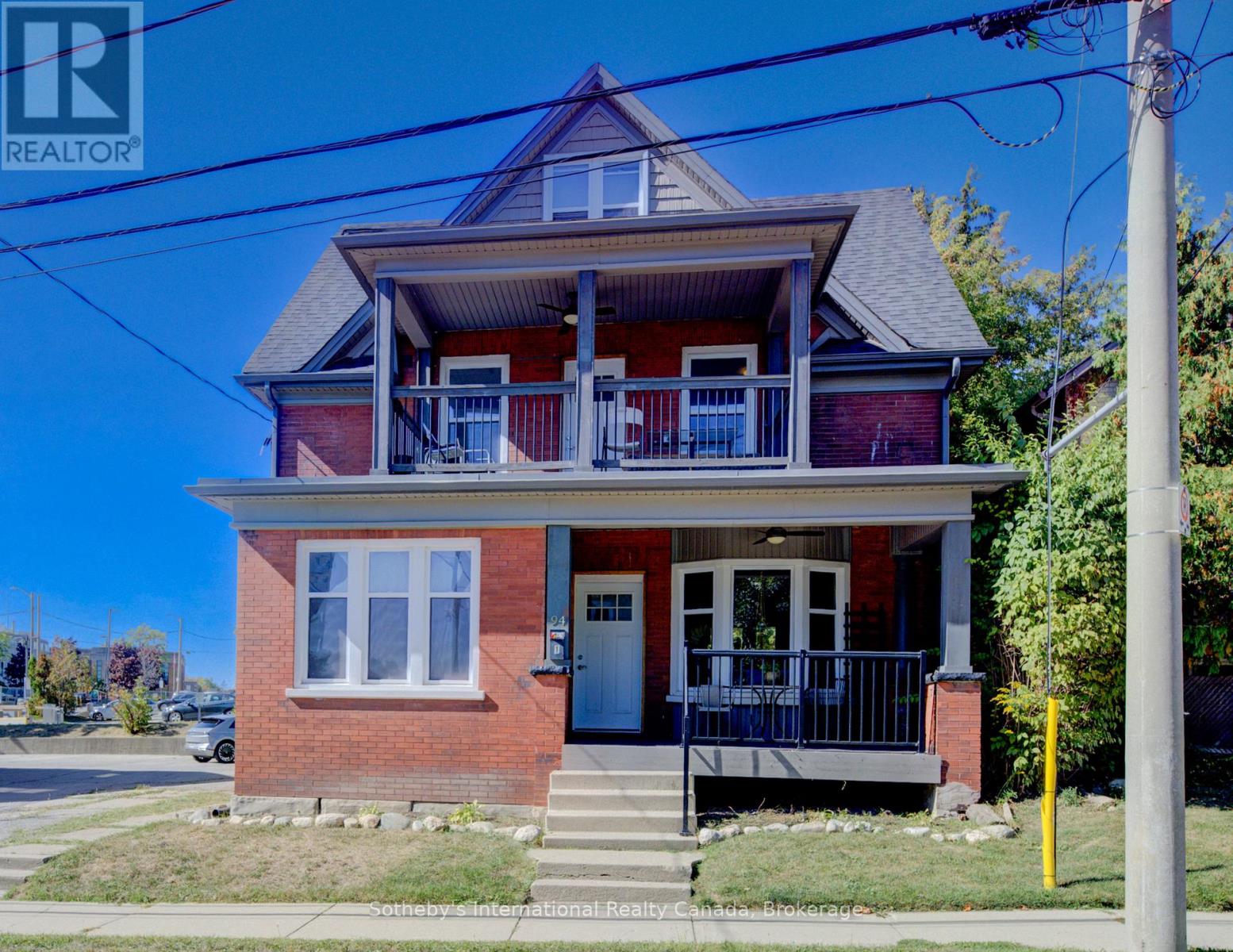 MLS® listing #29070845 for sale located at 94 SCOTT STREET