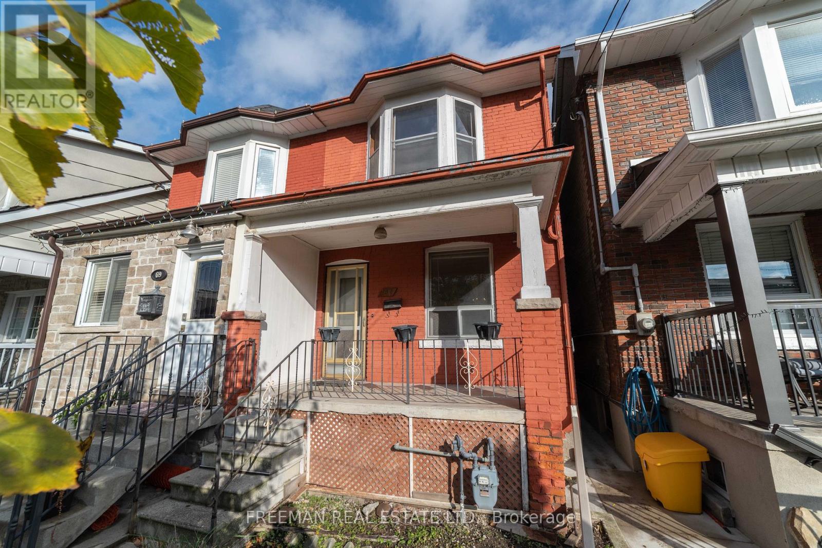 MLS® listing #29072764 for sale located at 67 DAY AVENUE